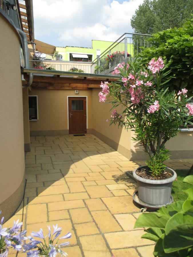 Ferienwohnung Rohrwallinsel Koepenick Berlino Esterno foto